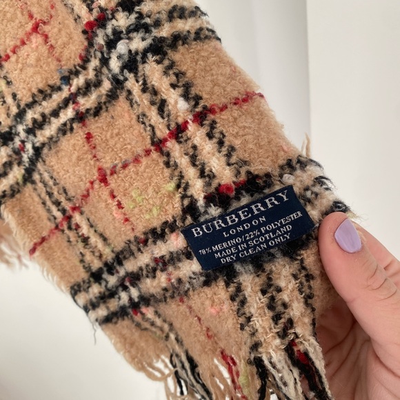 BURBERRY AUTHENTIC SCARF CLASSIC - Picture 3 of 3